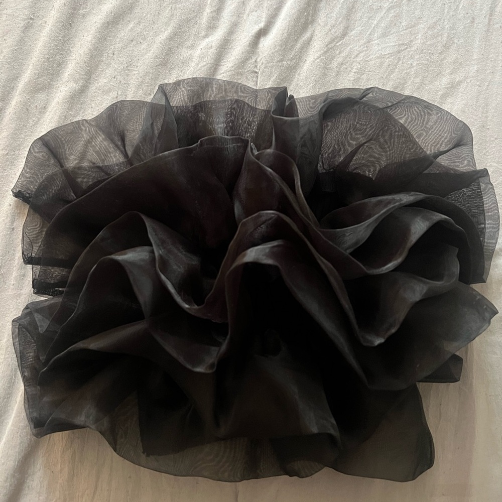 ZARA ruffle strapless top